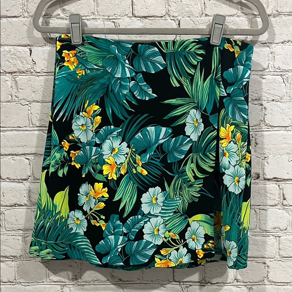 Boston Proper Skort Hawaiian Small
